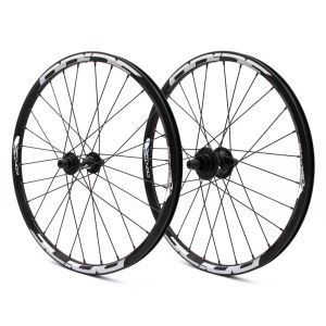 Pride Control Complete Disc Wheel Set