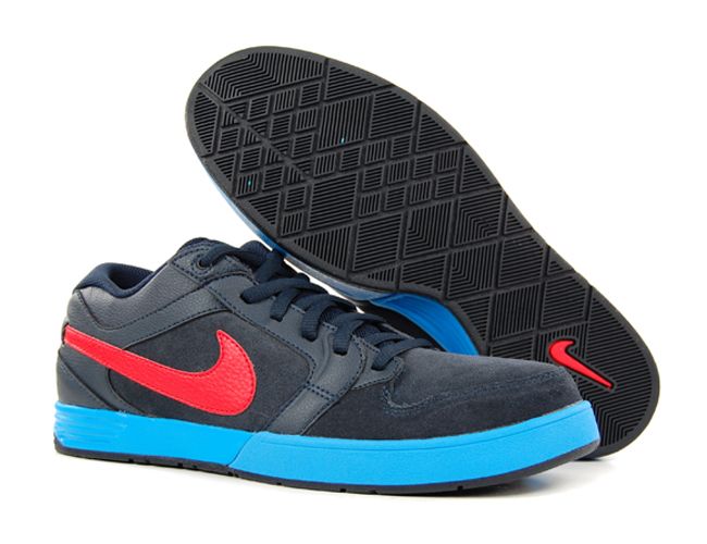 Nike Mogan 3 Shoes - Black/Red/Blue 